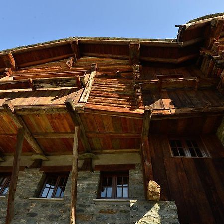 Rifugio Vieux Crest Hotel Champoluc Exterior photo